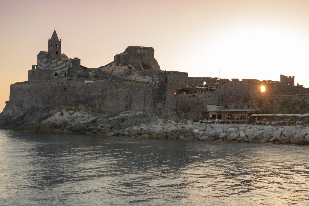 Serate di giugno a Porto Venere, collegamenti speciali, ed. 2025 1 Porto Venere